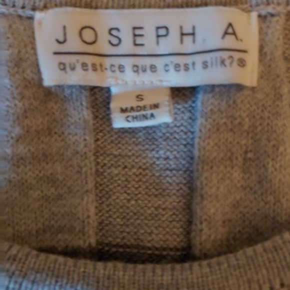 Joseph A. Dark Gray Light Gray Stripe Short Sleeve Scoop Neck Top Size S NWOT - Picture 4 of 6